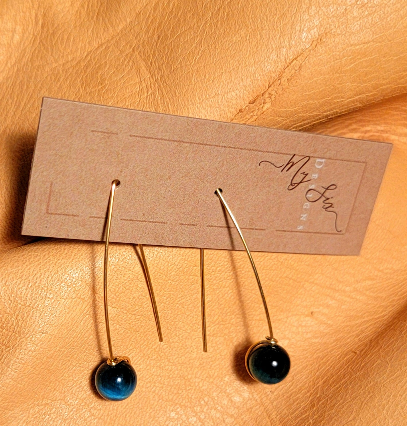 Earrings- Silver and Tigers Eye Drop Hook